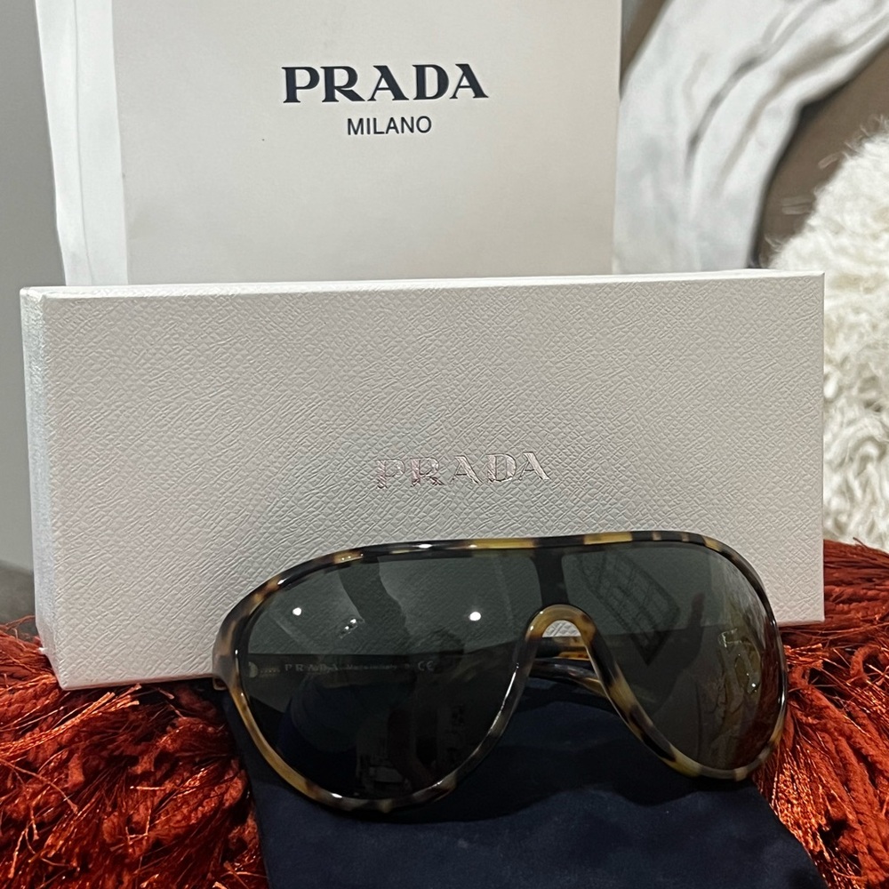 Prada Sunglasses Frames Tartarug (lenses verdeCR) - Picture 8 of 11